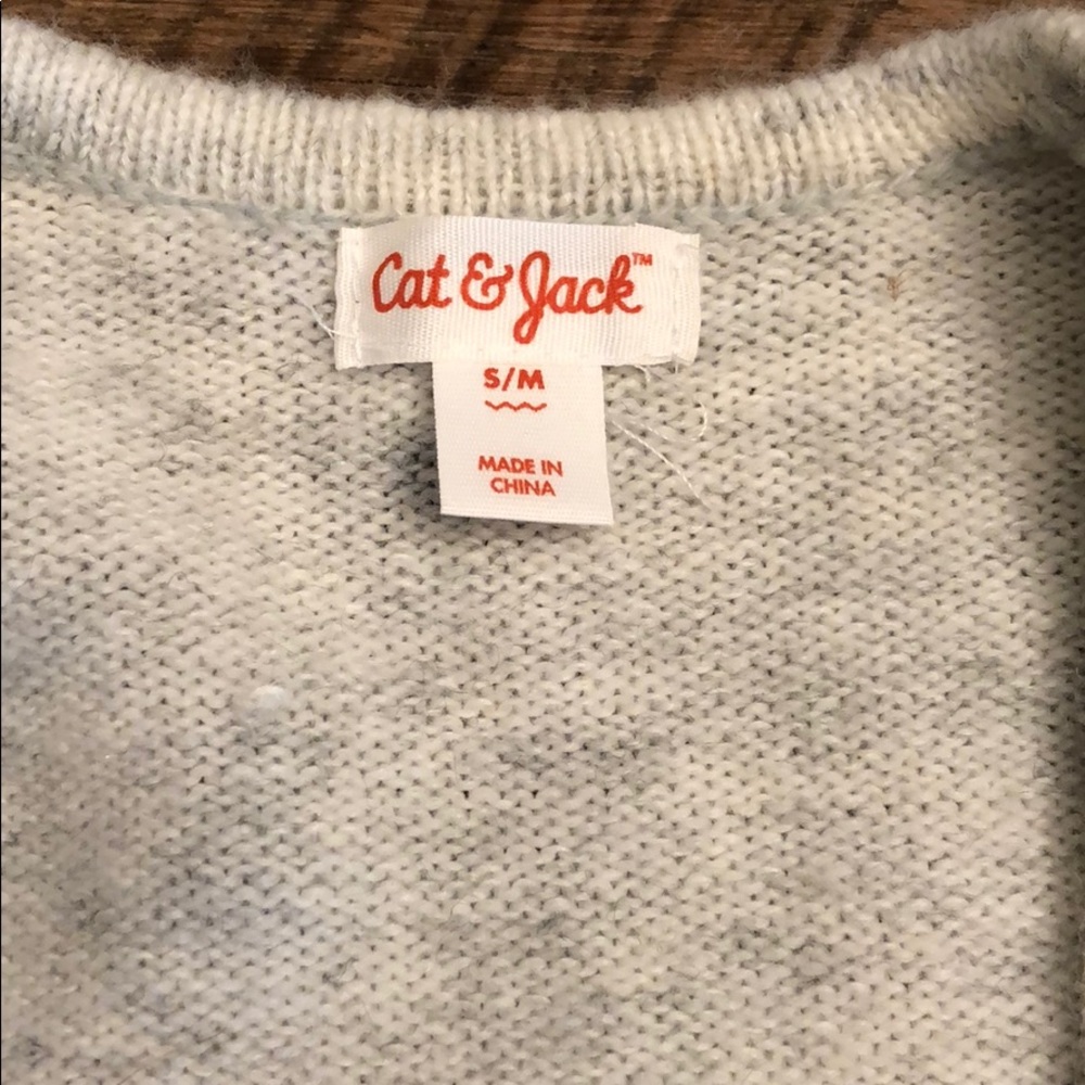 Cat & Jack poncho/wrap w/multi colored poms S/M - Picture 4 of 5